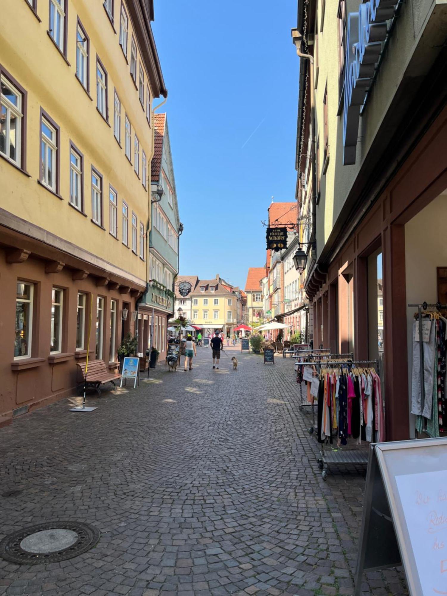 La Flamme Wertheim Garni Exterior foto